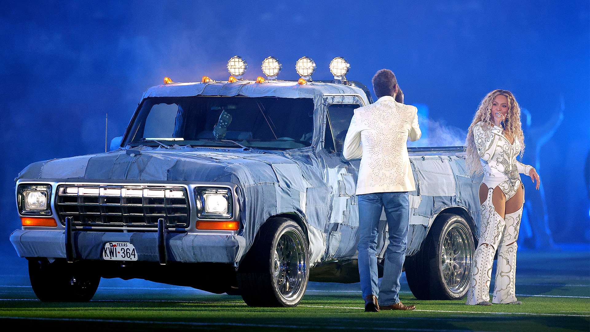 2月7日20：00央视网全程直播：哈尔滨亚冬会开幕式.